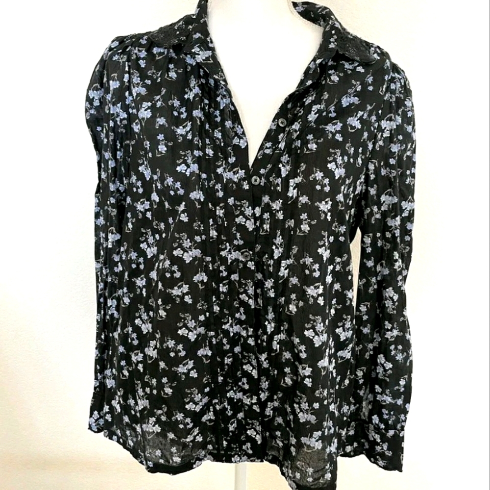 Lucky Brand floral blouse size sm